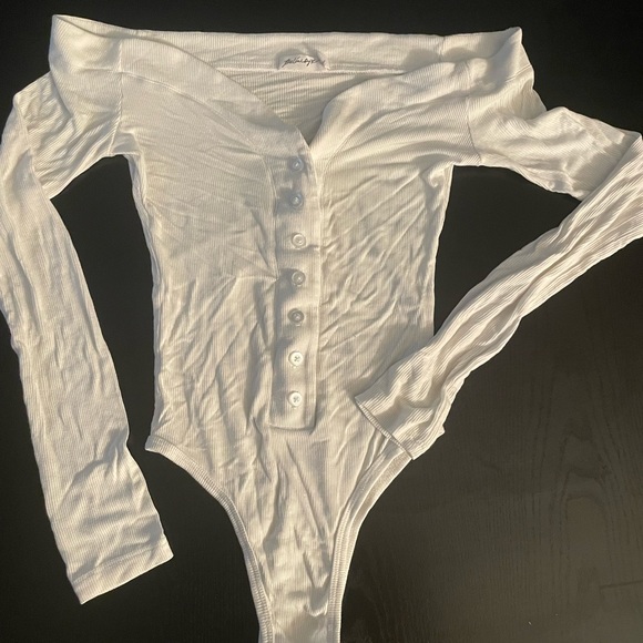 The line by k bodysuit - Picture 3 of 6